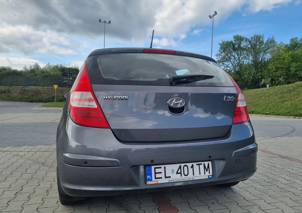 Hyundai I30 cena 14500 przebieg: 148000, rok produkcji 2009 z Łódź małe 92